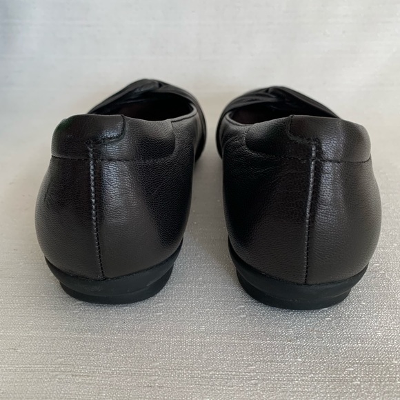 Clark’s Artisan Candra Gleam Black Leather Comfort Ballet Flats Woman’s 8M - Picture 8 of 10